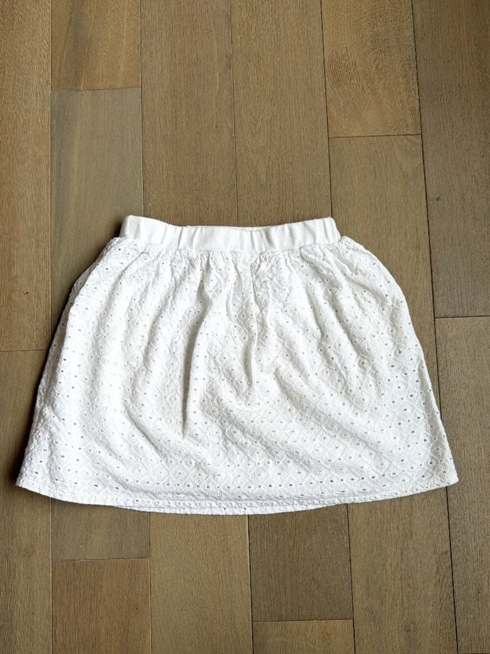Uniqlo Girls Skirt 130 (Size 7-9)